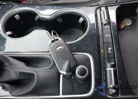 2018 Kia Stinger z USA, uszkodzony, nr VIN KNAE15LA1J6040880